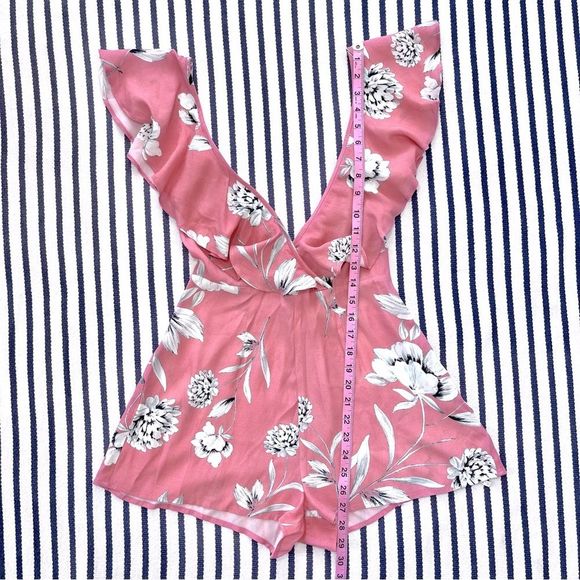 Yumi Kim Call Back Floral Romper in Rose Duet Pink XS - Picture 5 of 7